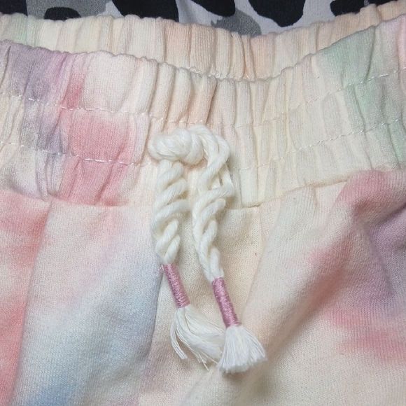 Jessica Simpson Kids Tie-Dye Matching Set - Pink, Blue, Yellow - Picture 7 of 8